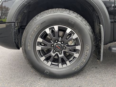 Used 2021 Nissan Titan PRO-4X w/ Pro-4x Convenience Package image 37