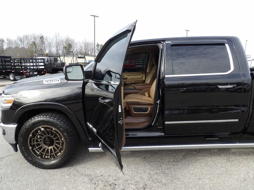 Used 2019 RAM 1500 Limited RWD image 13