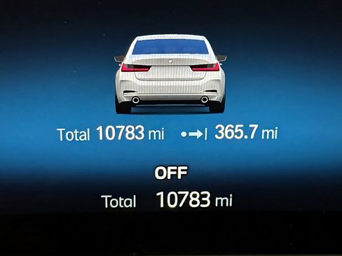 Used 2023 BMW 330i Sedan w/ Parking Assistance Package RWD image 35
