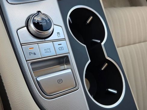 New 2026 Genesis G70 2.5T Prestige image 11