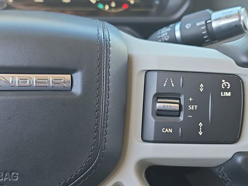 Certified 2020 Land Rover Defender 110 HSE image 21