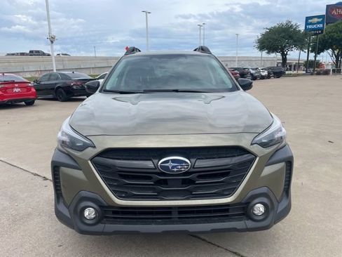 Used 2025 Subaru Outback Onyx Edition AWD/4WD image 2