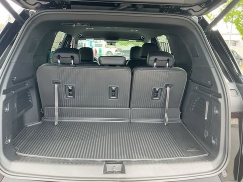 New 2026 Chevrolet Traverse LT w/ Midnight/Sport Edition AWD/4WD image 14