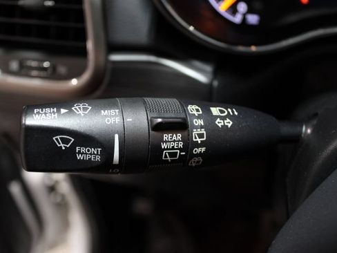 Used 2019 Jeep Grand Cherokee Altitude AWD/4WD image 36