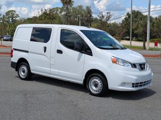 Used 2020 Nissan NV200 S w/ Sliding Glass Door Package FWD video 2