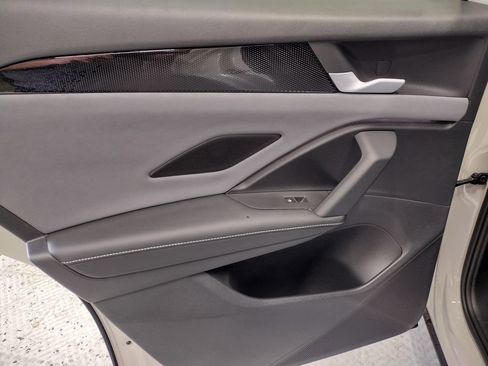 New 2026 Volkswagen Tiguan SE R-Line image 26