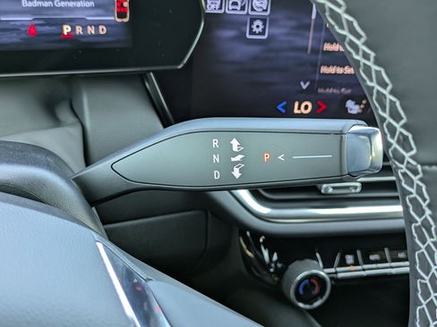 Used 2026 Chevrolet Equinox EV LT image 19