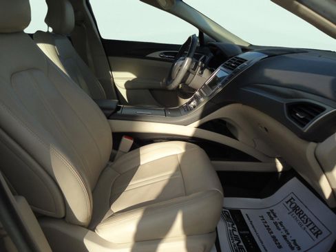 Used 2018 Lincoln MKZ Select w/ Technology Package image 28