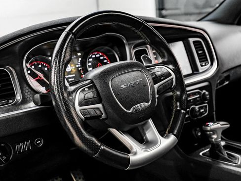 Used 2016 Dodge Charger SRT w/ Harman/Kardon Audio Group RWD image 21