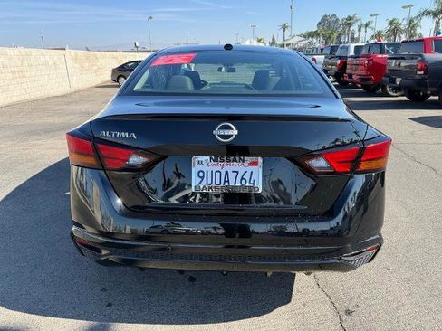 Certified 2025 Nissan Altima 2.5 S image 5