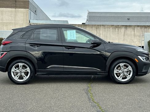 Used 2022 Hyundai Kona SEL image 6