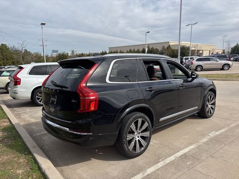 Certified 2023 Volvo XC90 B6 Ultimate w/ Protection Package Premier image 5