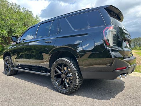 Used 2025 Chevrolet Tahoe Z71 w/ Comfort Package image 7