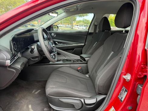 Used 2024 Hyundai Elantra SEL FWD image 24
