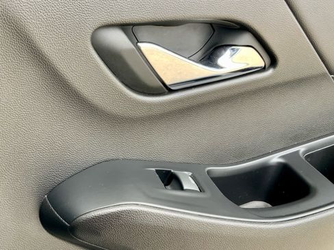 Used 2023 Chevrolet Traverse LT w/ Rear Camera Mirror Package AWD/4WD image 54