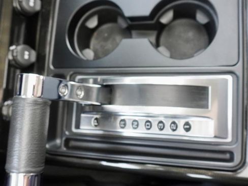 Used 2006 HUMMER H2 SUT image 25