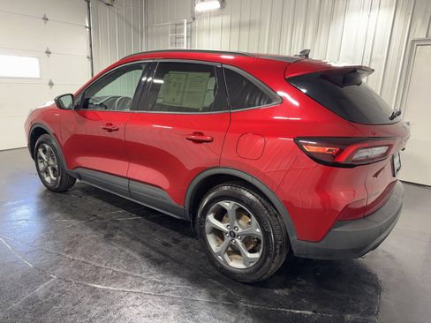 Used 2025 Ford Escape ST-Line AWD/4WD image 2
