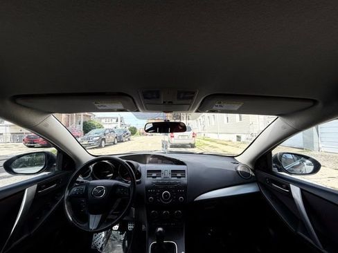 Used 2013 MAZDA MAZDA3 Touring FWD image 25