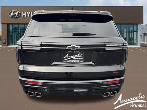 Used 2024 Chevrolet Traverse RS AWD/4WD image 4
