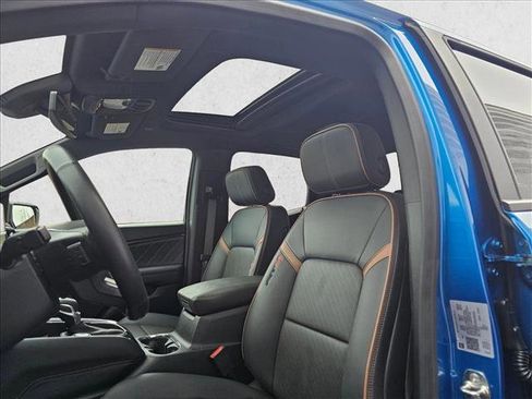 Used 2024 GMC Canyon AT4 w/ AT4 Premium Package image 20