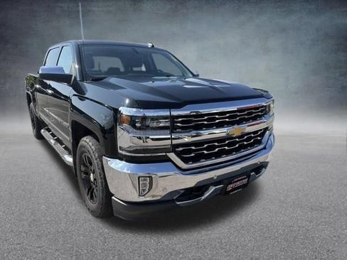 Used 2018 Chevrolet Silverado 1500 LTZ w/ LTZ Plus Package AWD/4WD image 5