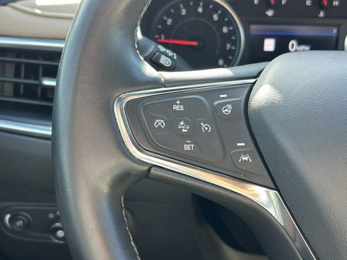 Used 2024 Chevrolet Equinox Premier image 21