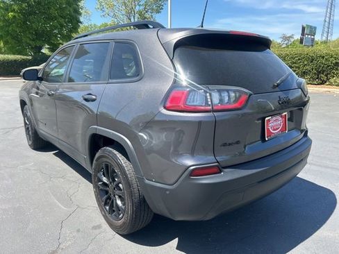 Used 2023 Jeep Cherokee Altitude Lux AWD/4WD image 11