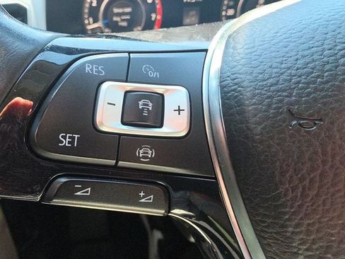 Used 2019 Volkswagen Atlas SEL AWD/4WD image 33