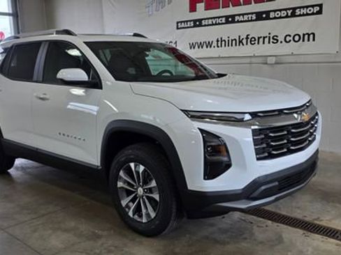 New 2026 Chevrolet Equinox LT w/ Convenience Package II image 9