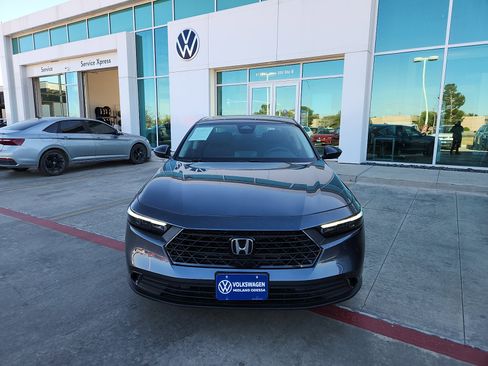 Used 2024 Honda Accord EX image 2