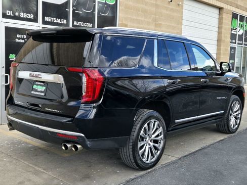Used 2021 GMC Yukon Denali w/ Denali Premium Package image 5