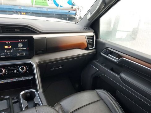 Used 2025 GMC Sierra 2500 Denali w/ Denali Reserve Package image 15