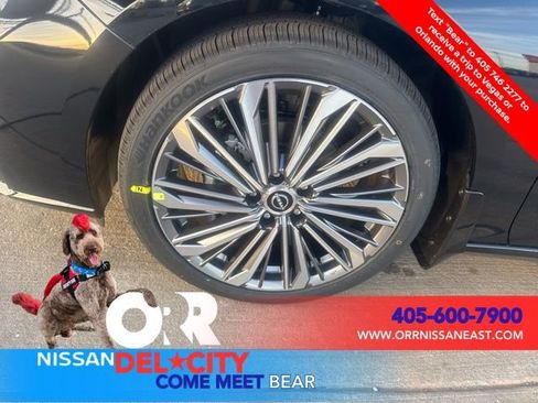 New 2025 Nissan Altima 2.5 SL image 9