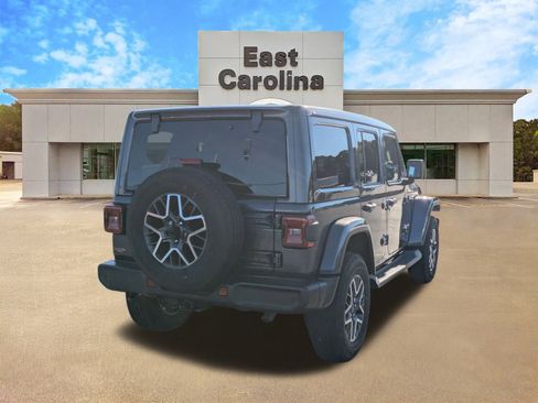 New 2026 Jeep Wrangler Unlimited Sahara AWD/4WD image 3