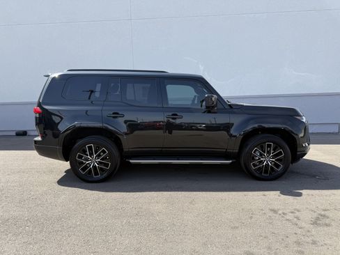 Used 2024 Lexus GX 550 GX 550 Premium+ w/ Accessory Package (2T) image 1