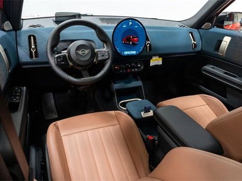 Certified 2025 MINI Cooper Countryman S w/ Comfort Package Max image 19