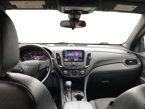 Used 2022 Chevrolet Equinox RS w/ Infotainment Package AWD/4WD image 11