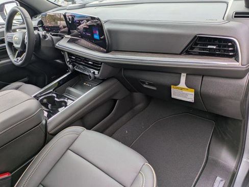 New 2026 Chevrolet Tahoe Premier AWD/4WD image 32