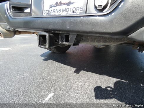 Used 2019 RAM 1500 Laramie AWD/4WD image 15