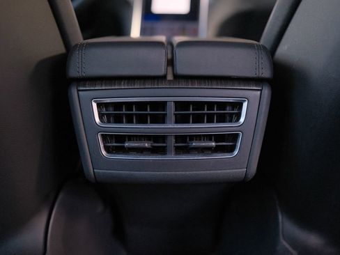 Used 2014 Tesla Model S 85 image 14