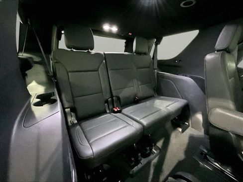 Used 2023 Chevrolet Tahoe LT w/ Luxury Package RWD image 30