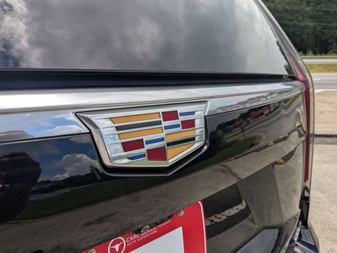 Used 2022 Cadillac Escalade Premium Luxury Platinum w/ Heavy-Duty Trailer Package AWD/4WD image 33