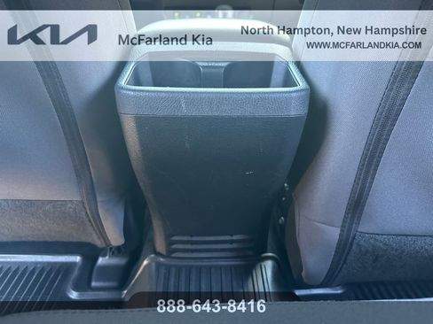 Used 2019 Toyota Tacoma TRD Sport AWD/4WD image 23