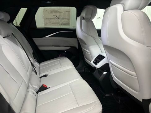 New 2025 Cadillac Lyriq Sport image 15