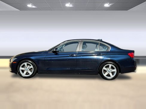 Used 2013 BMW 328i Sedan RWD image 2