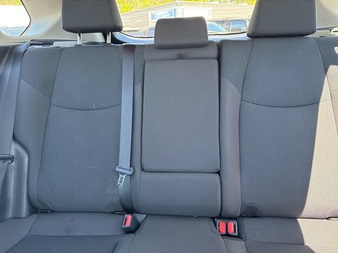 Used 2025 Toyota RAV4 LE AWD/4WD image 12