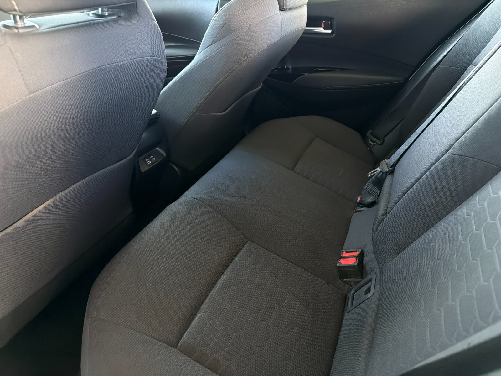 Used 2023 Toyota Corolla SE FWD image 11