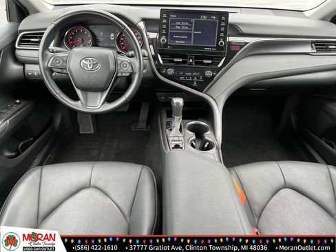 Used 2023 Toyota Camry XSE image 13