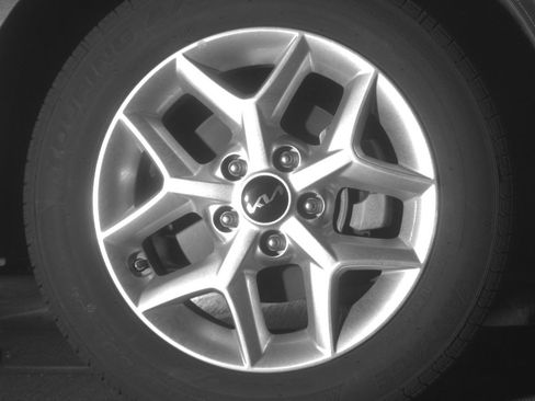 Used 2025 Kia Soul LX w/ LX Technology Package FWD image 13