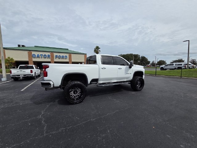 Used 2022 Chevrolet Silverado 2500 High Country w/ Z71 Off-Road Package AWD/4WD image 5